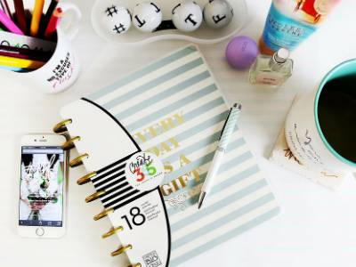 Der perfekte Schreibtisch: Schluss mit dem Chaos auf dem Arbeitsplatz